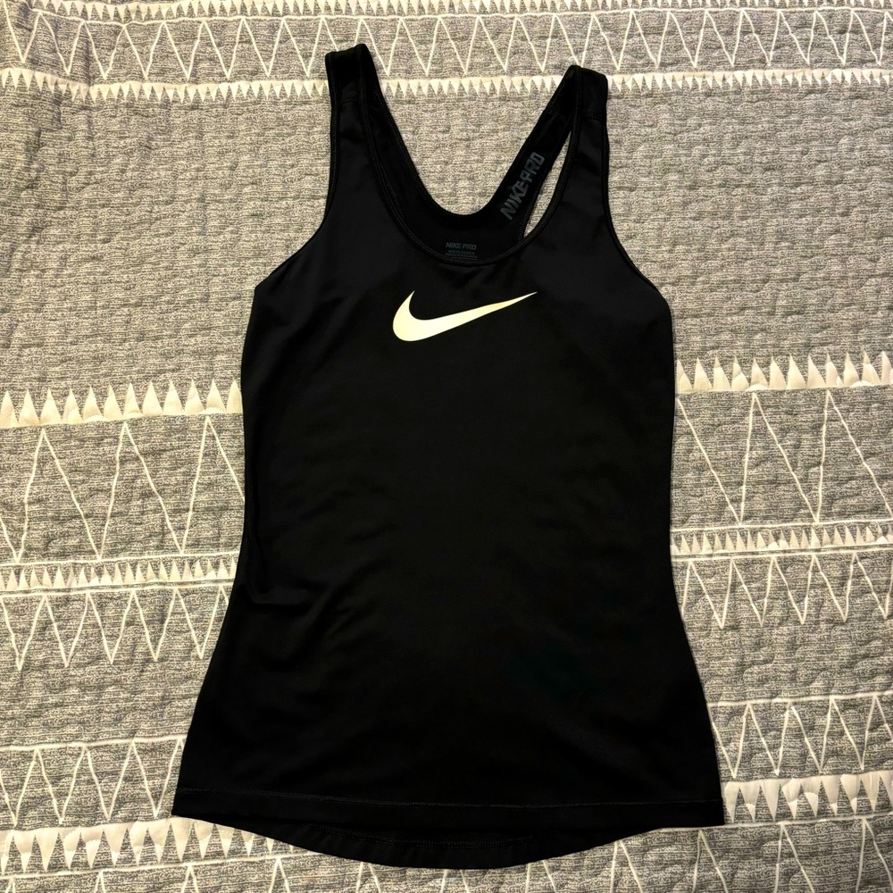 Nike pro tank top S